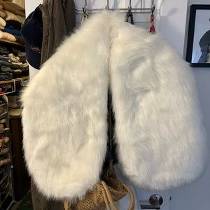 12th Tribe - Ivory Faux Fur Stole NWT
